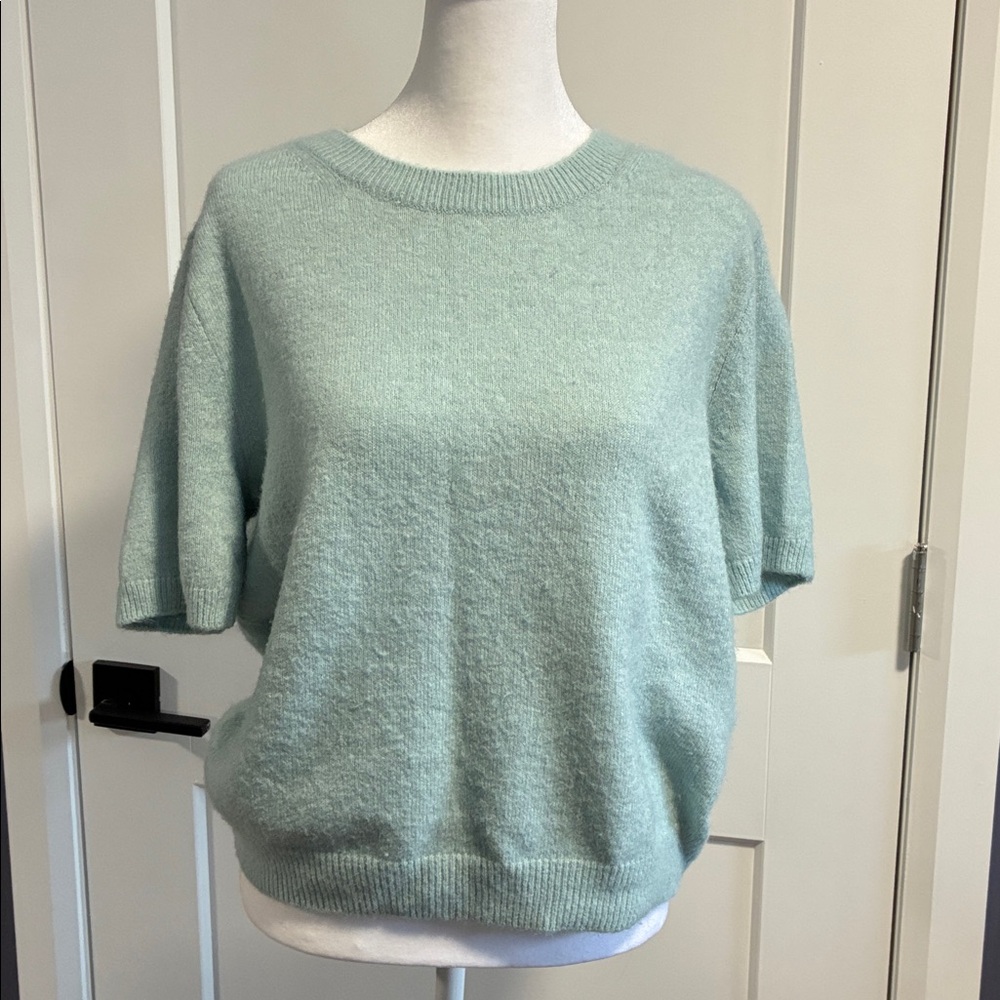 H&M Soft Blue Knit Top -size L
